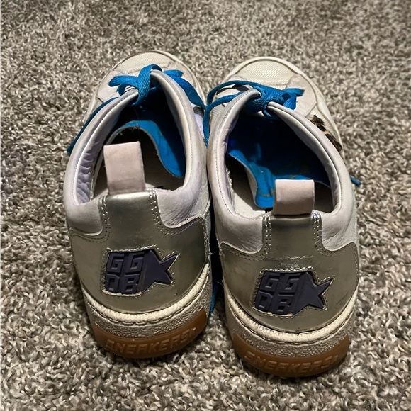 Golden Goose Women’s white and blue Yeah sneakers with leopard-print star - Picture 4 of 7